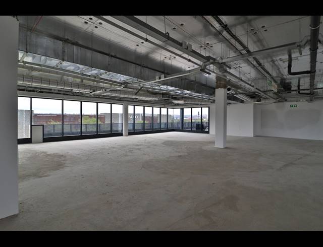 440M² OFFICE TO LET IN WATERFALL